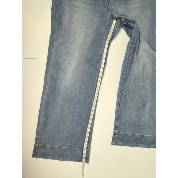 Lane Bryant Mid Rise Wide Leg Crop Jeans Signature Fit Flex Magic Waist 16 Long - Picture 5 of 12